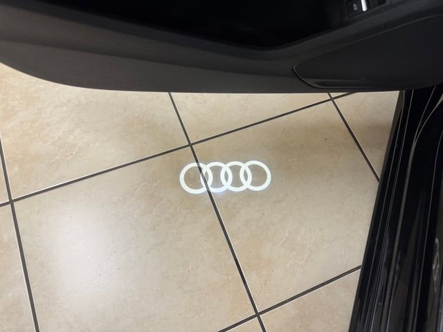 Used 2022 Audi A4 2.0T Premium w/ Convenience Package image 8