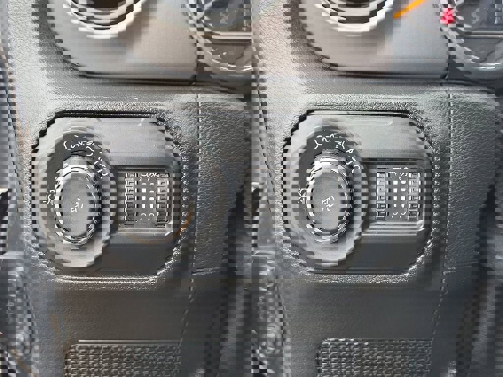 Used 2018 Jeep Wrangler Unlimited Sport S image 31