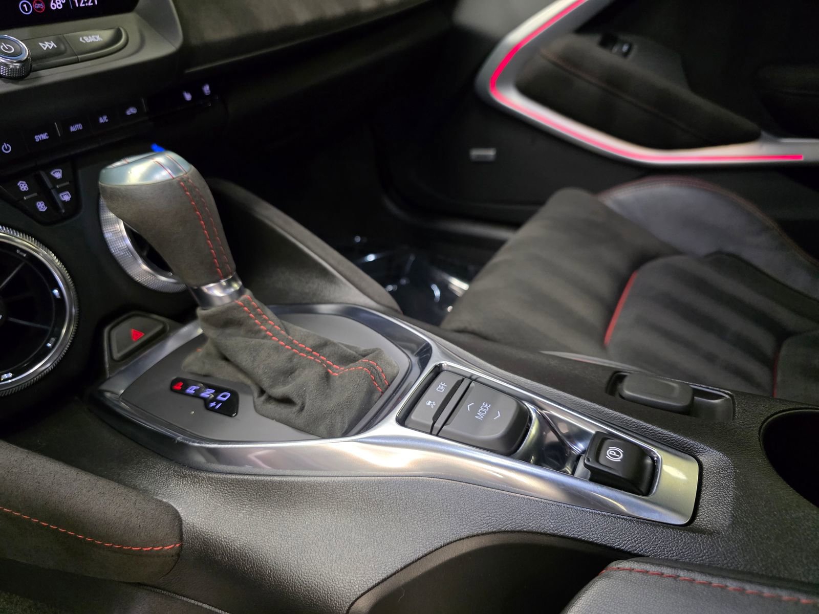 Used 2022 Chevrolet Camaro ZL1 image 26