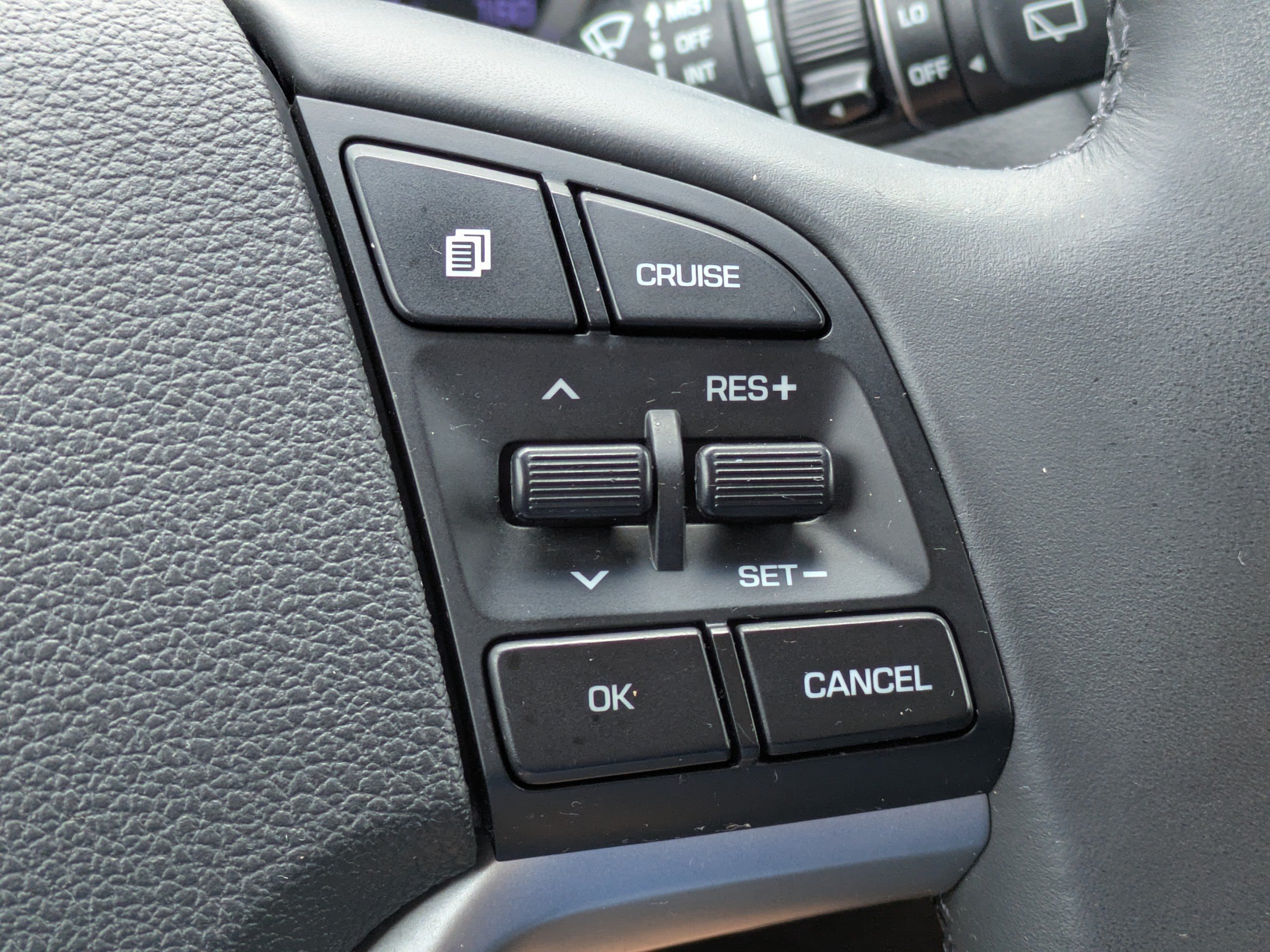 Used 2016 Hyundai Tucson Limited w/ Option Group 03 FWD image 27