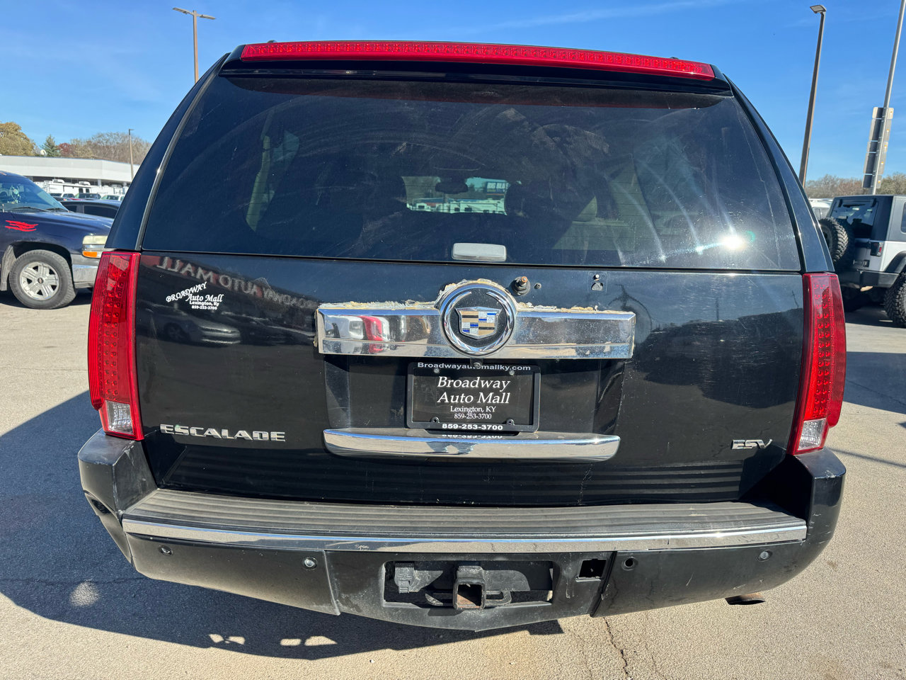 Used 2007 Cadillac Escalade ESV AWD image 4