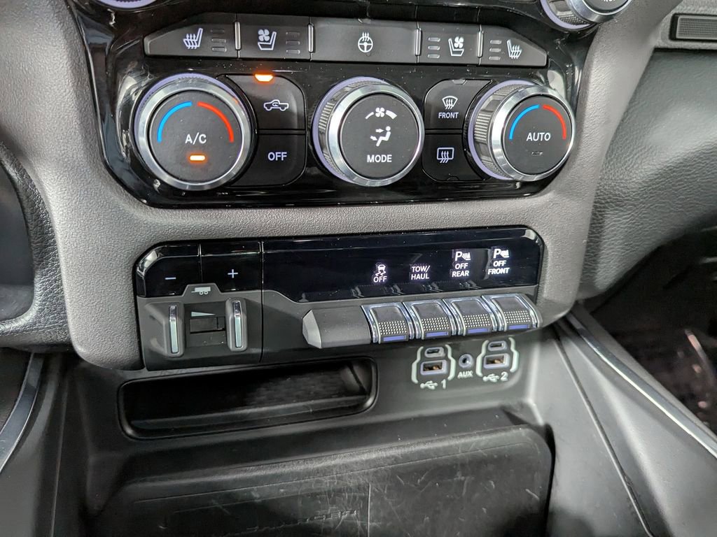 Used 2021 RAM 1500 Laramie AWD/4WD image 32