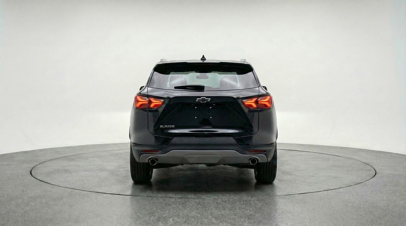 Used 2025 Chevrolet Blazer LT FWD image 7
