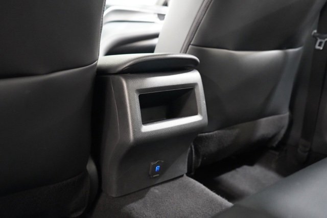 Used 2023 Toyota Camry SE image 29