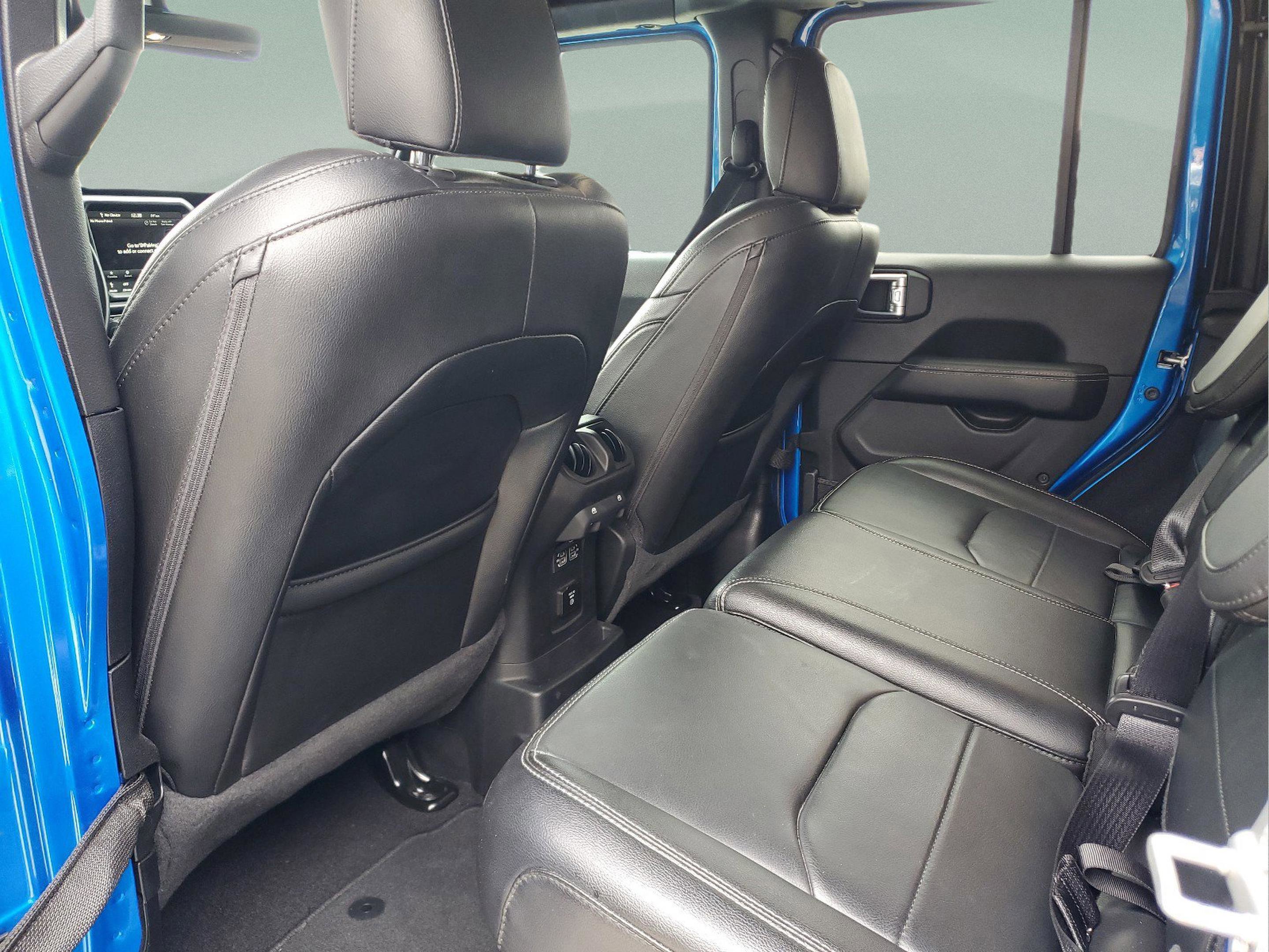 Certified 2021 Jeep Wrangler Unlimited Sahara image 15