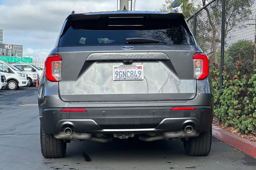 Certified 2023 Ford Explorer XLT w/ Equipment Group 202A image 7