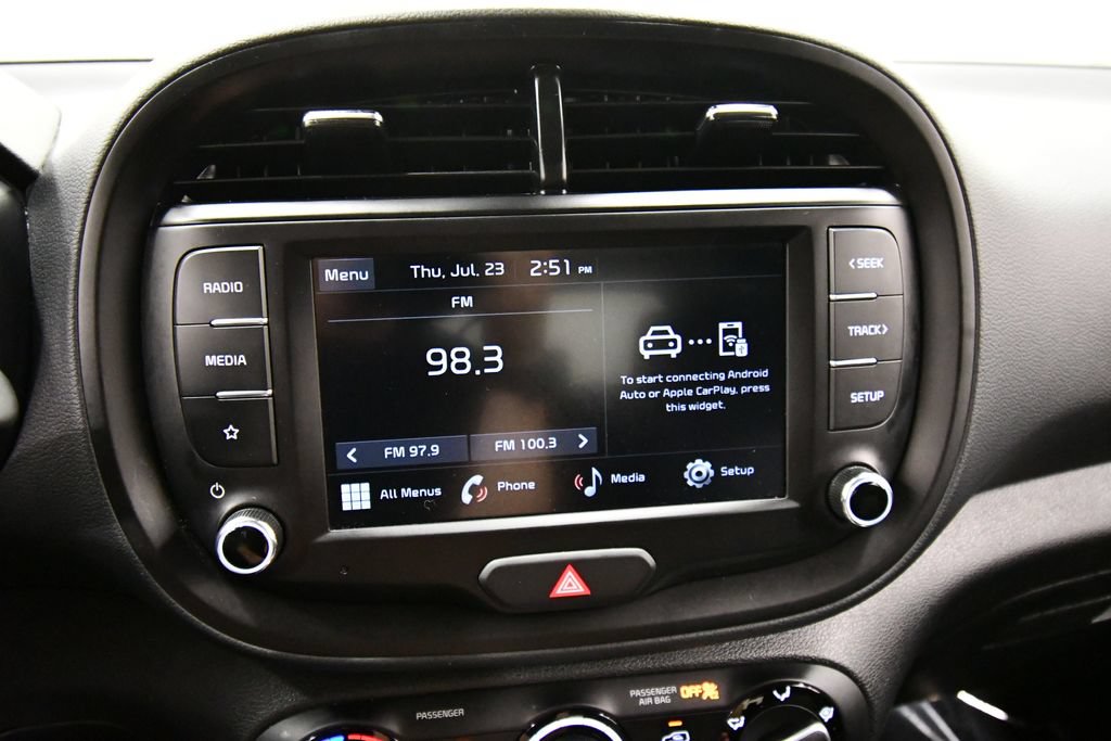 Certified 2025 Kia Soul LX FWD image 22
