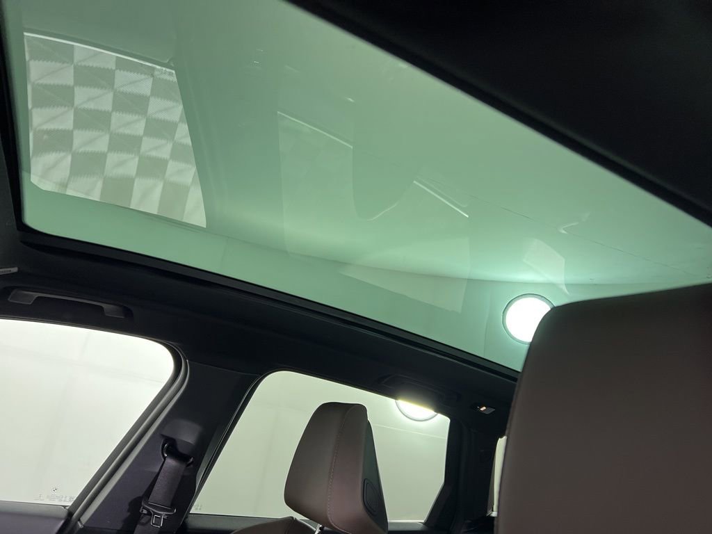 Used 2026 BMW X3 xDrive30 w/ Premium Package image 21