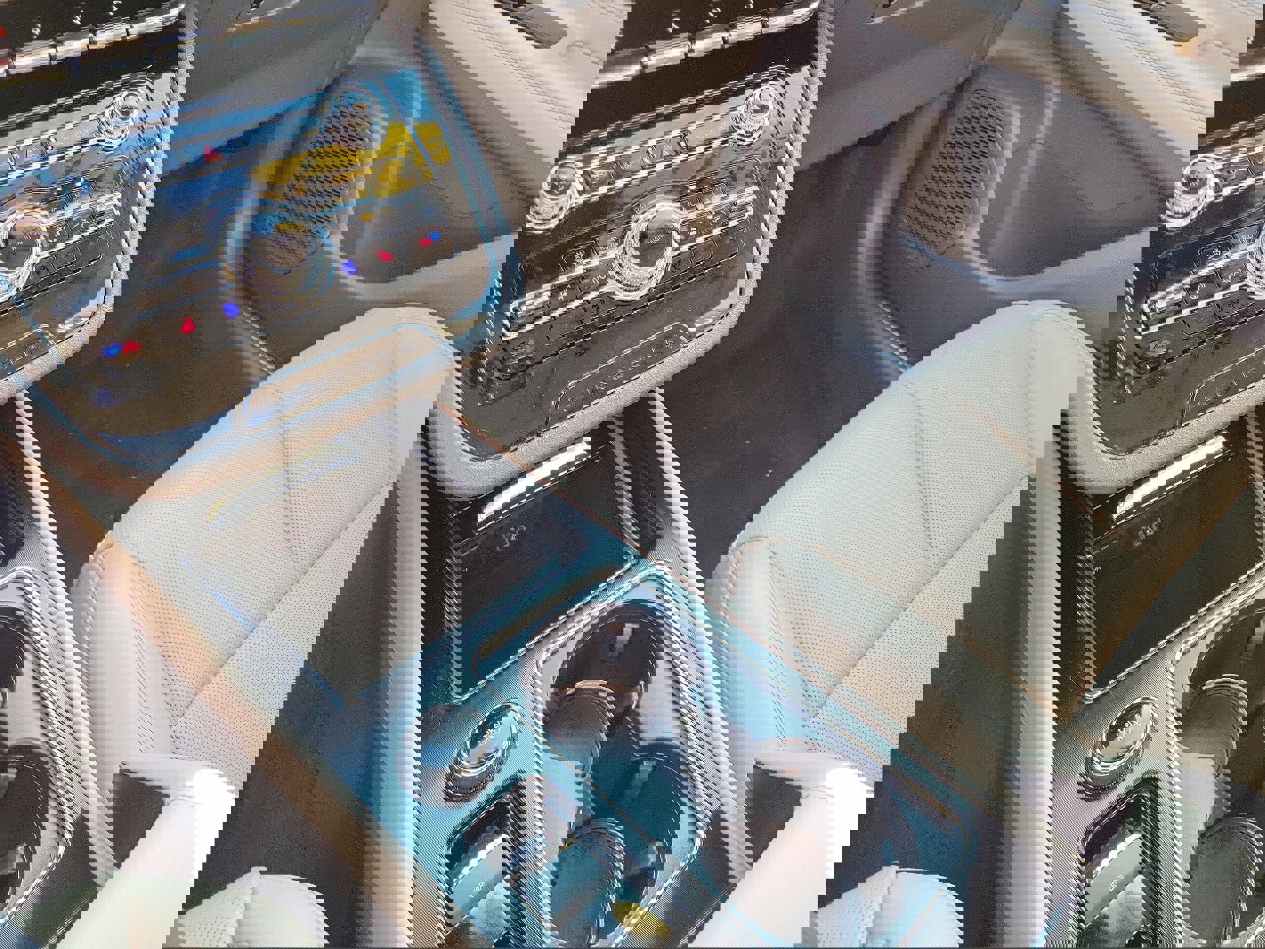 Used 2022 Lincoln Corsair Reserve w/ Equipment Group 201A image 31