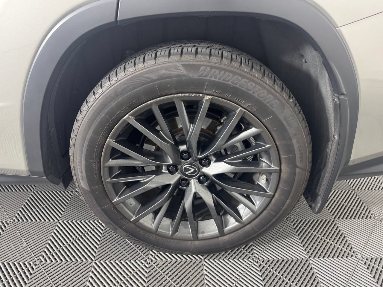 Used 2020 Lexus RX 350 F Sport w/ Accessory Package AWD/4WD image 13