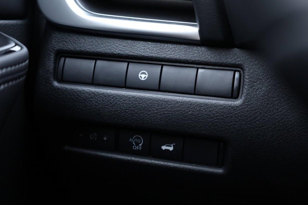 New 2026 Nissan Rogue SV w/ Cold Weather Package image 18