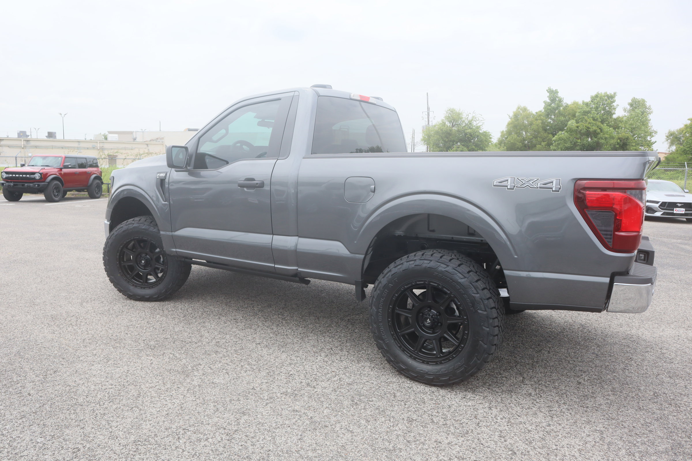 New 2025 Ford F150 XL w/ Equipment Group 103A High image 46