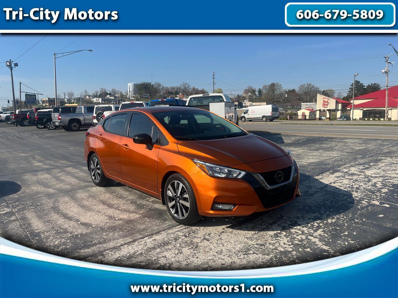 Used 2021 Nissan Versa SR w/ Trunk Package FWD image 1