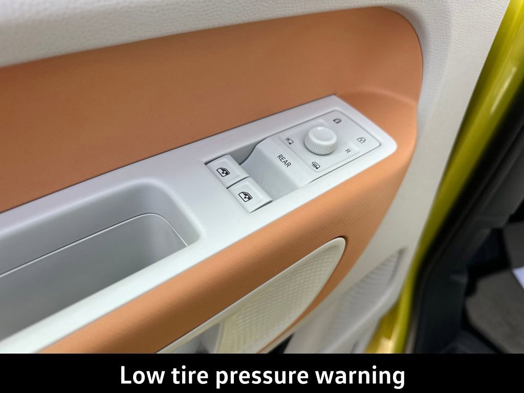 New 2025 Volkswagen ID. Buzz 1st Edition AWD/4WD image 14