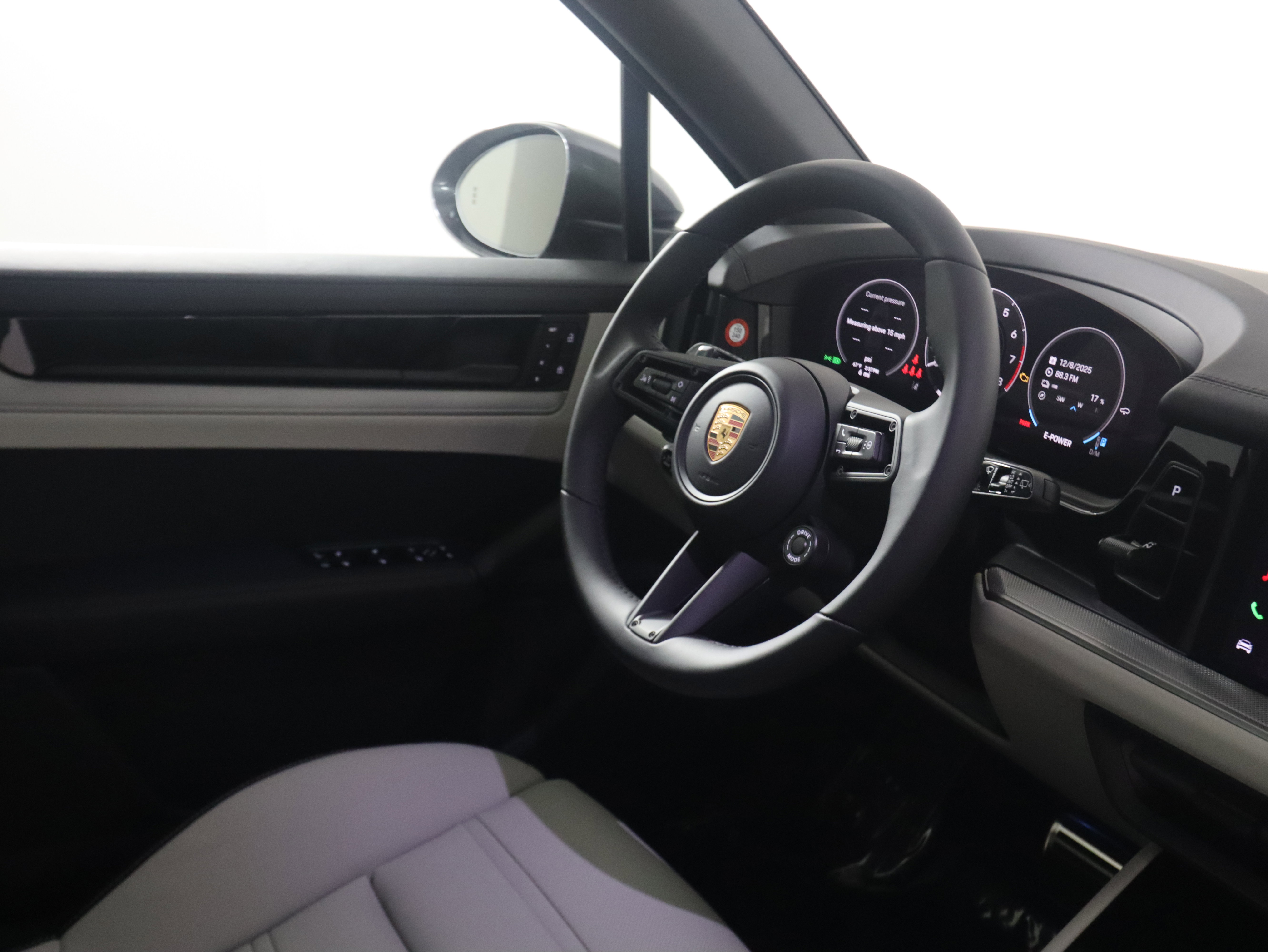 New 2026 Porsche Cayenne S image 12