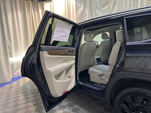 New 2026 Volkswagen Atlas SE image 26