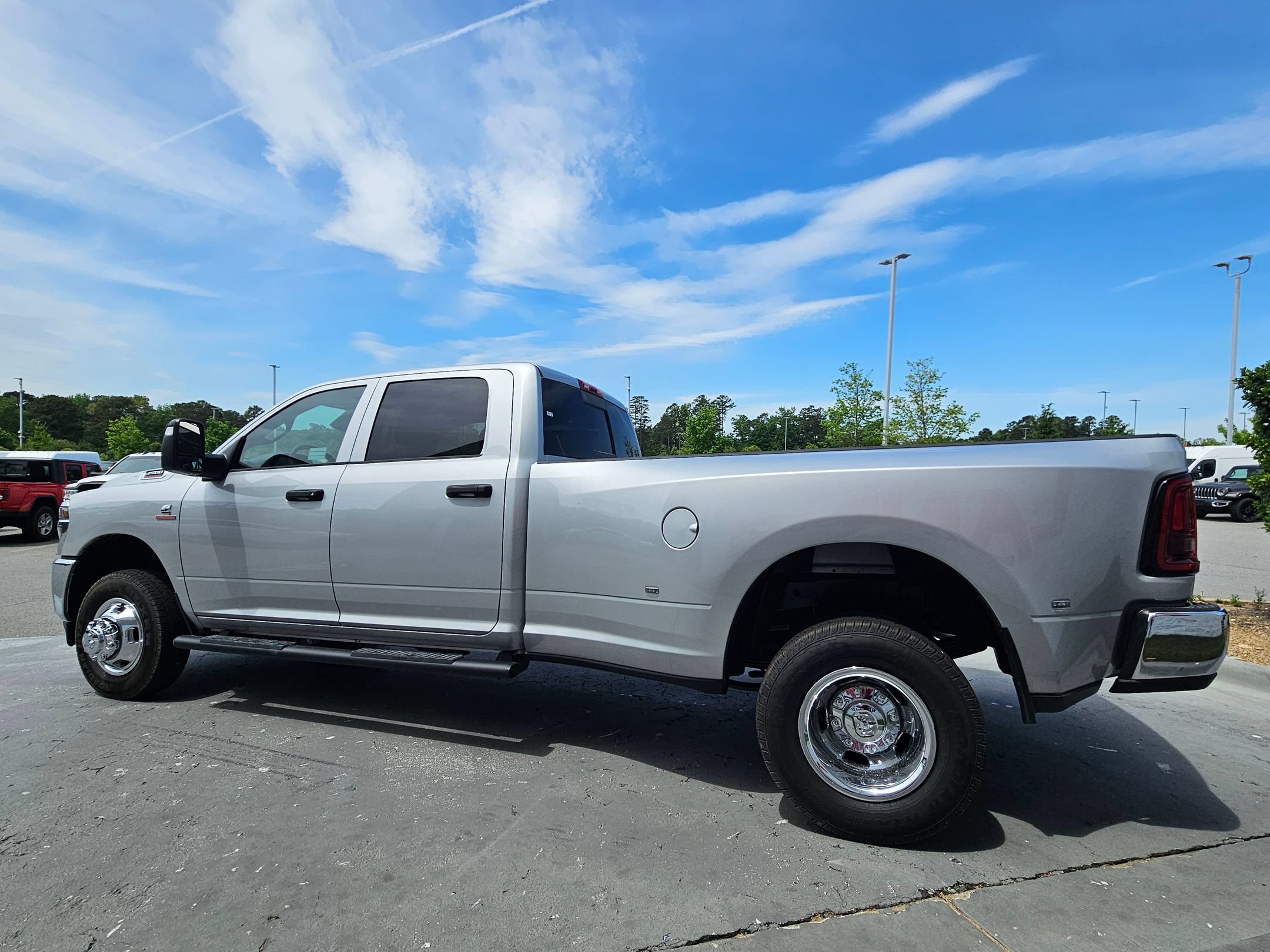 New 2026 RAM 3500 Tradesman AWD/4WD image 5