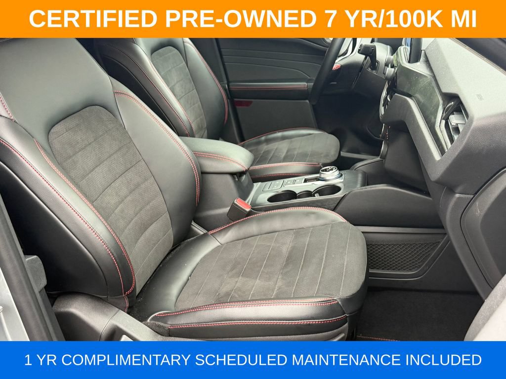Used 2022 Ford Escape SEL w/ SEL Stealth AWD Package image 12