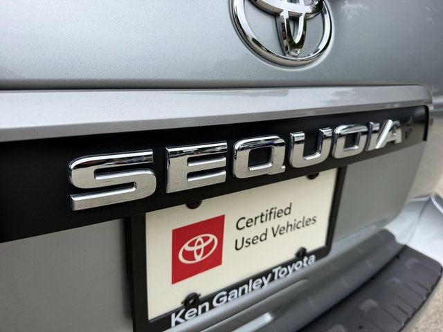 Certified 2021 Toyota Sequoia Platinum AWD/4WD image 8