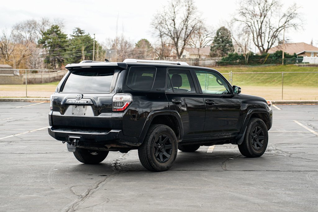 Used 2014 Toyota 4Runner SR5 image 5