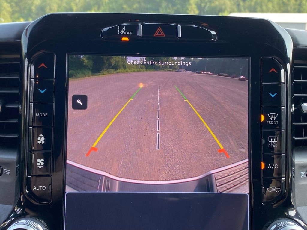 New 2026 RAM 1500 4x4 Crew Cab image 14