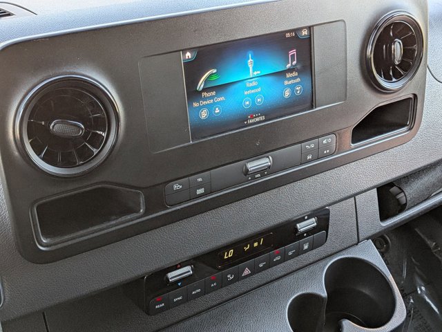 Used 2024 Mercedes-Benz Sprinter 2500 image 15