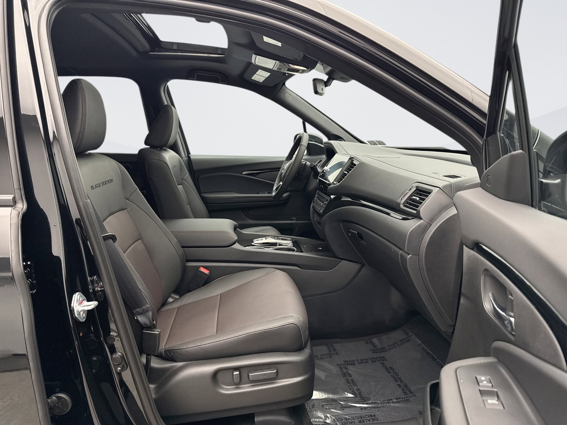 Used 2026 Honda Ridgeline Black Edition image 18