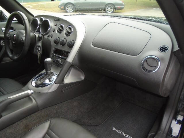 Used 2009 Pontiac Solstice GXP w/ Premium Package image 14