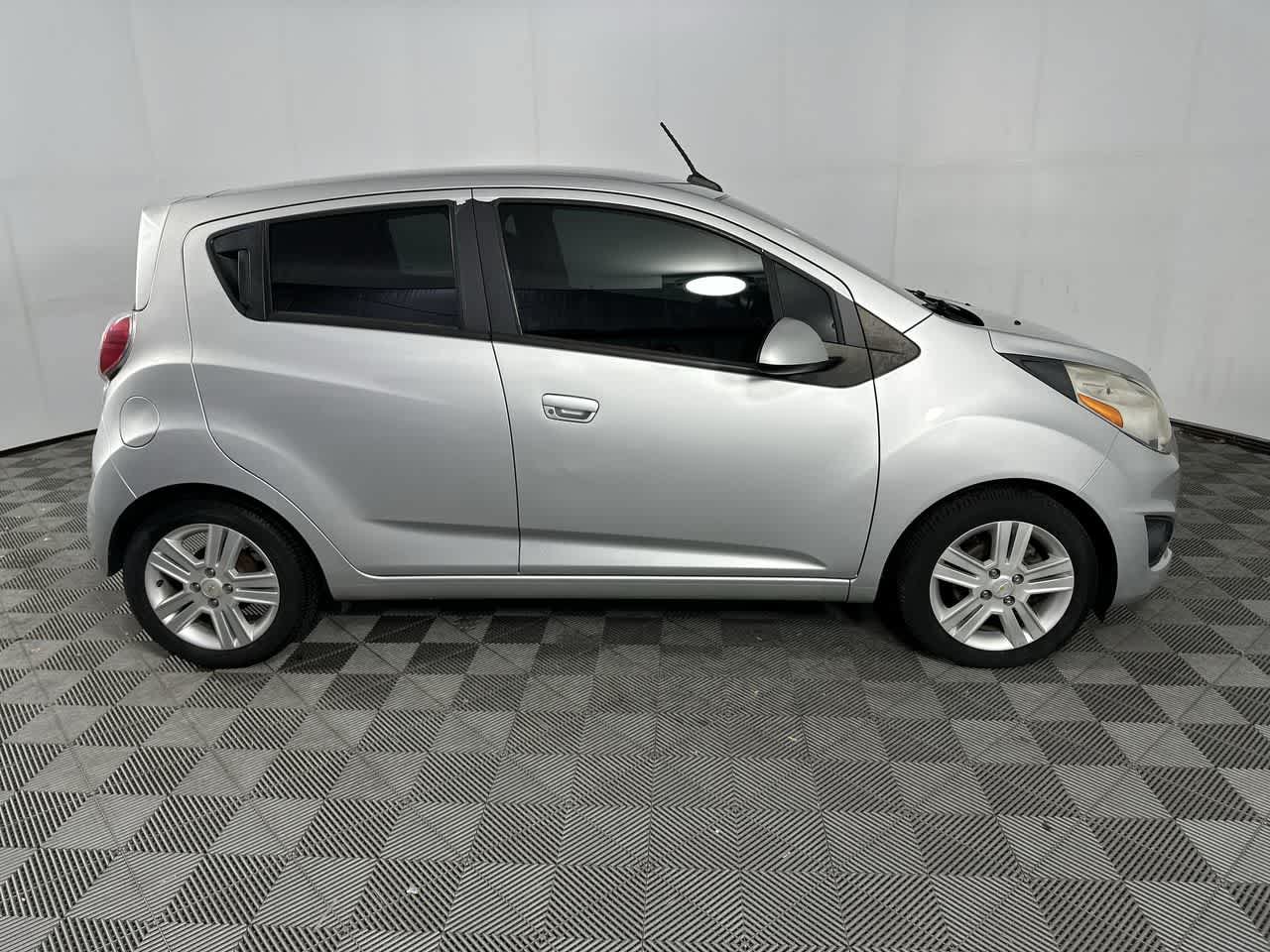 Used 2014 Chevrolet Spark LS FWD image 9
