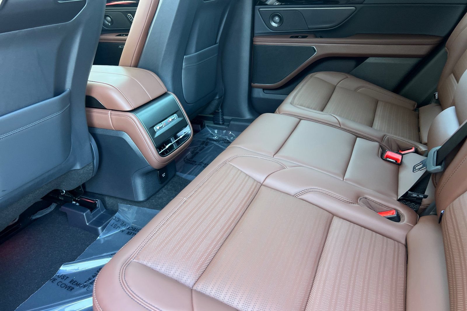 New 2026 Lincoln Nautilus Reserve w/ Jet Appearance Package AWD/4WD image 9
