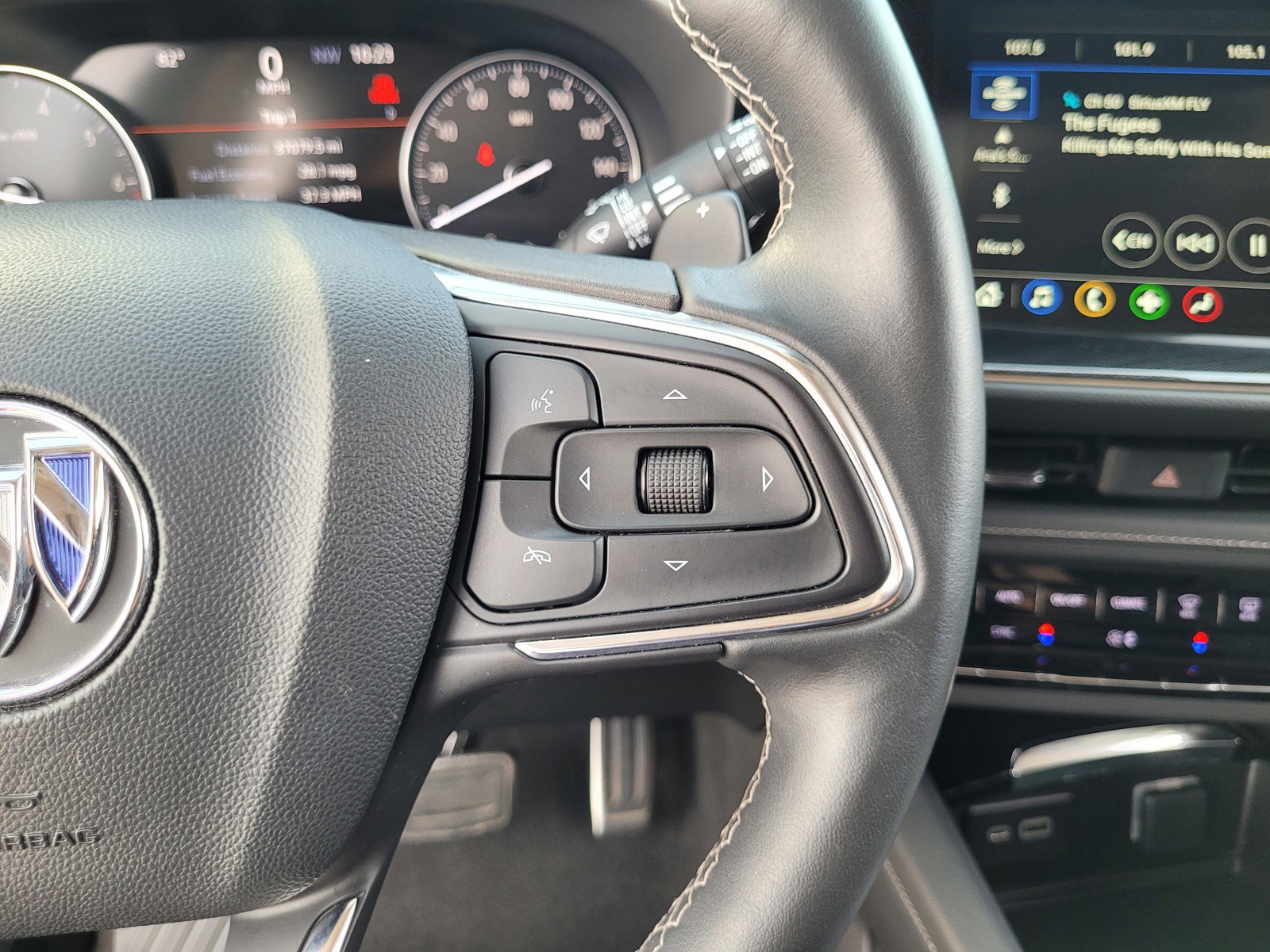 Used 2023 Buick Envision Essence w/ Sport Touring Package FWD image 23