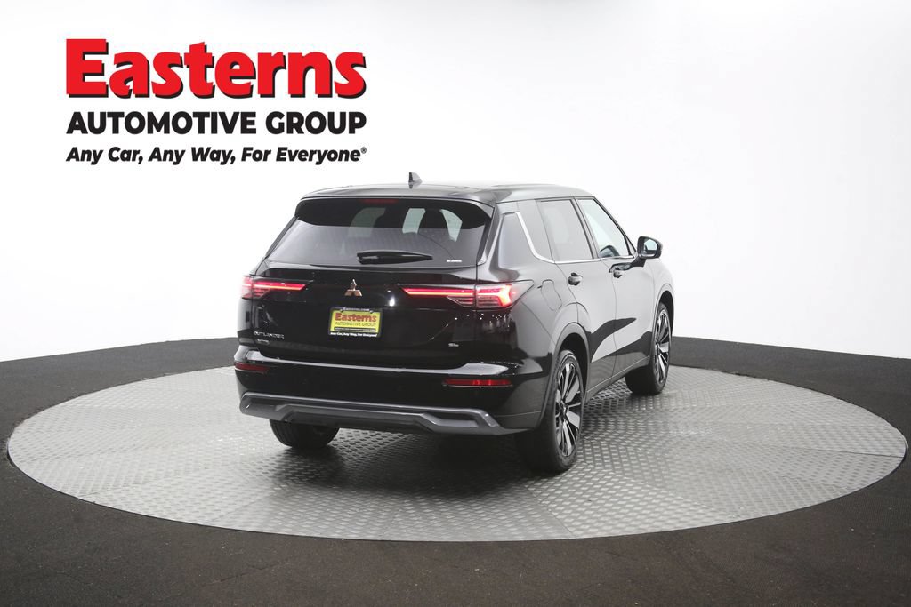 Used 2025 Mitsubishi Outlander SE AWD/4WD image 40