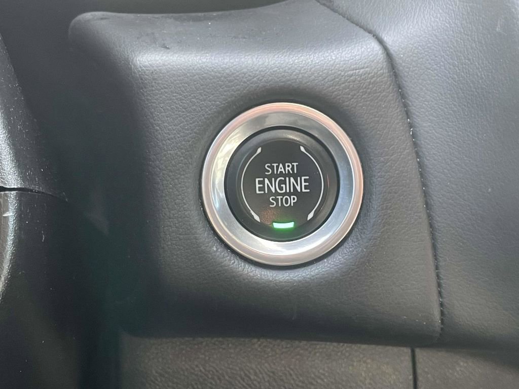 Used 2022 Chevrolet Tahoe LT image 34