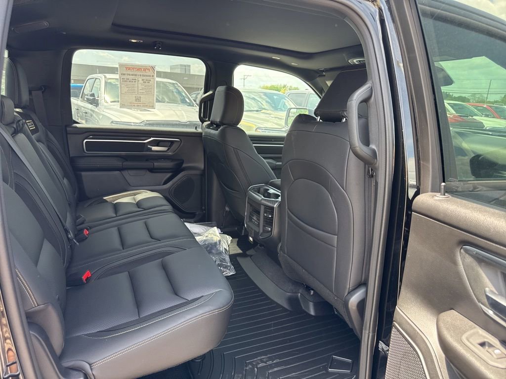 New 2026 RAM 1500 Big Horn AWD/4WD image 11