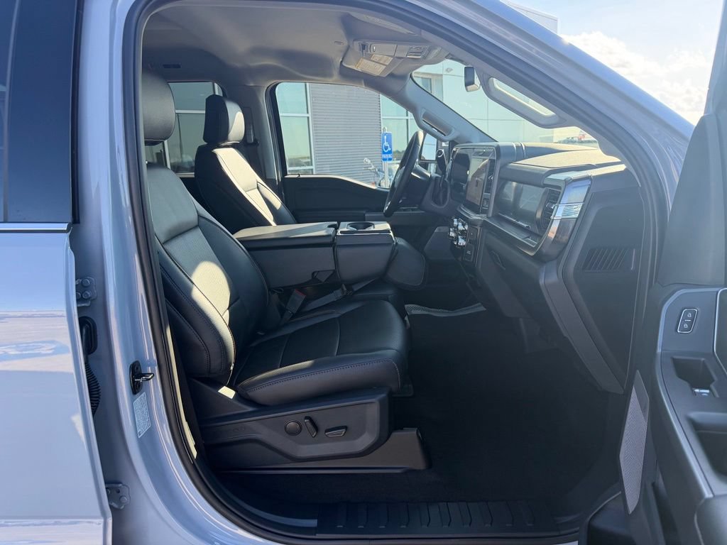 New 2026 Ford F350 Lariat w/ Chrome Package AWD/4WD image 28