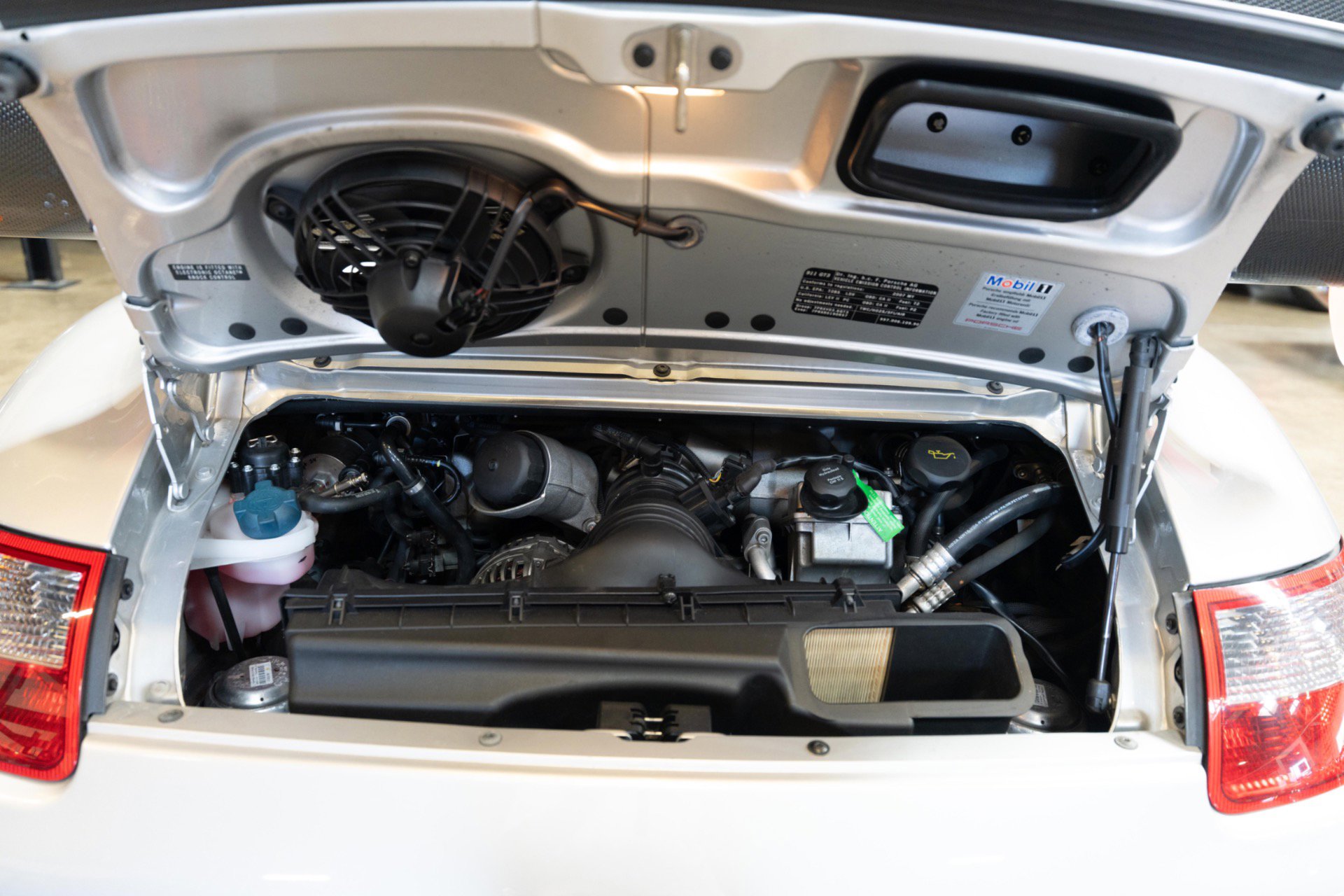 Used 2007 Porsche 911 GT3 RS image 93