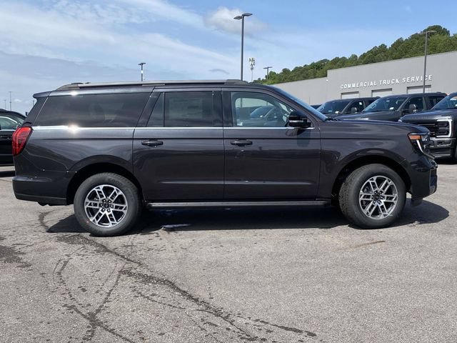 New 2026 Ford Expedition Max Active RWD image 2