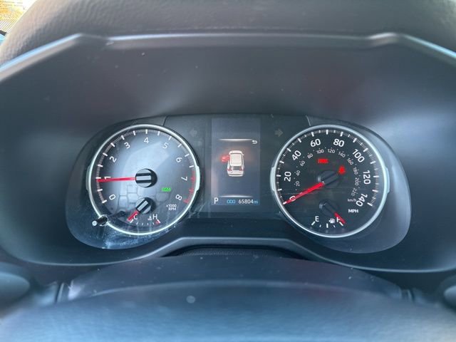 Used 2020 Toyota RAV4 XLE w/ All Weather Liner Package image 7