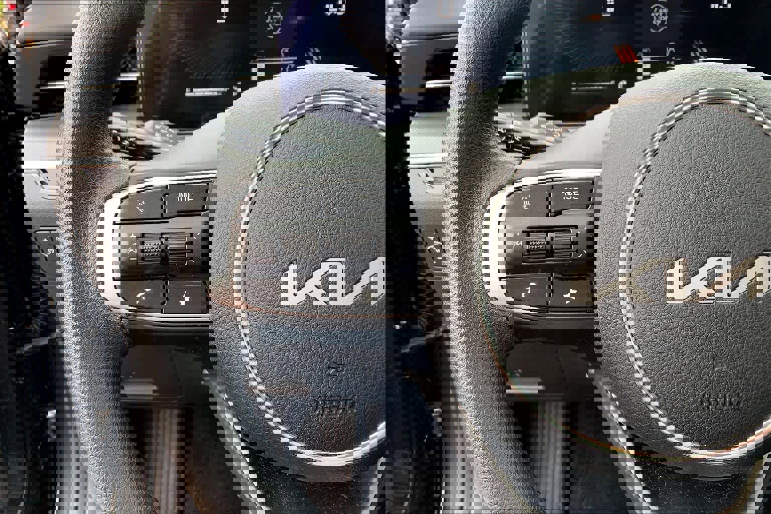 Used 2025 Kia K5 LXS FWD image 24