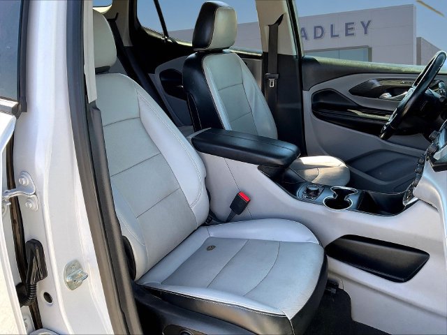 Used 2022 GMC Terrain SLT w/ LPO, Floor Liner Package AWD/4WD image 30