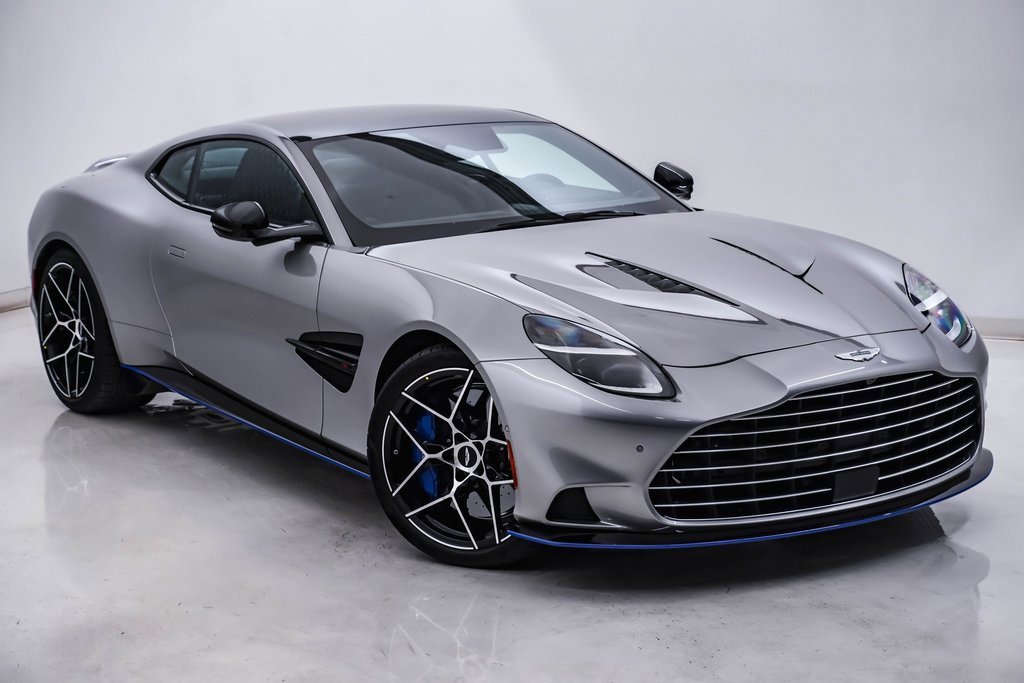 New 2025 Aston Martin Vanquish image 3
