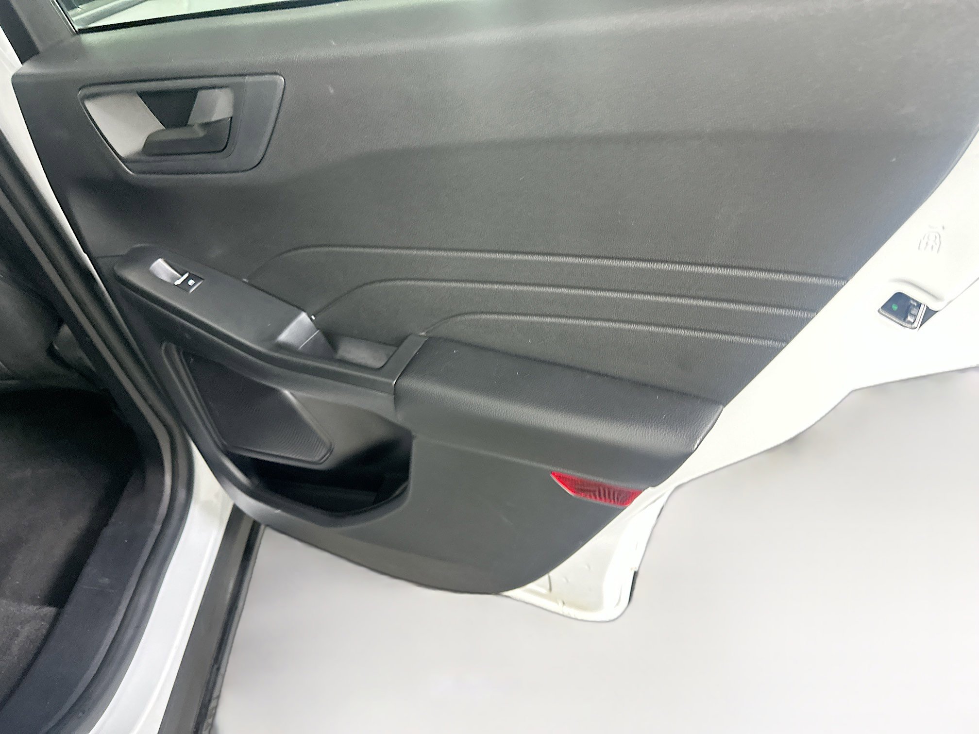 Used 2024 Ford Escape Active image 29