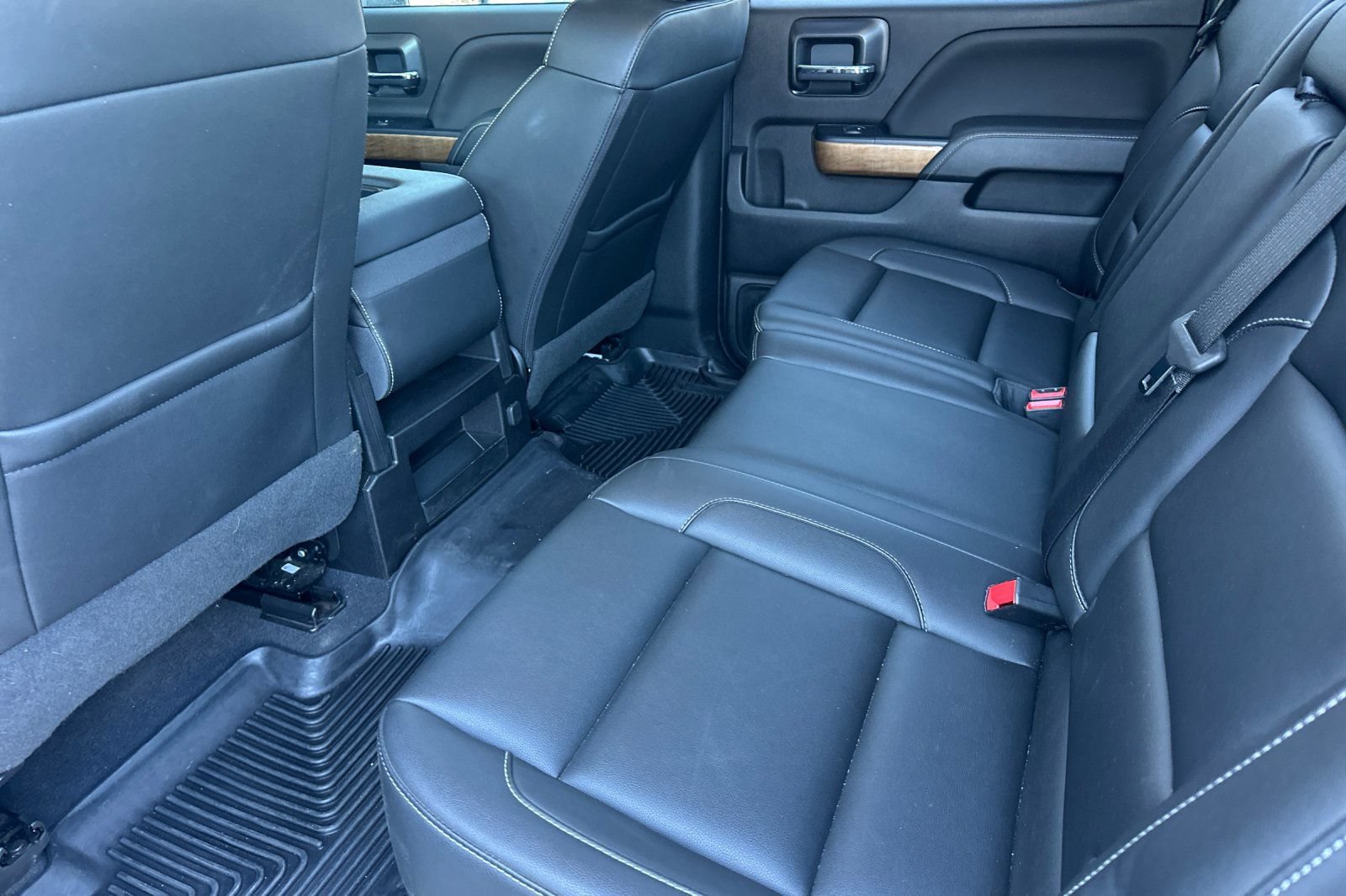 Used 2019 Chevrolet Silverado 2500 LTZ w/ Duramax Plus Package AWD/4WD image 11