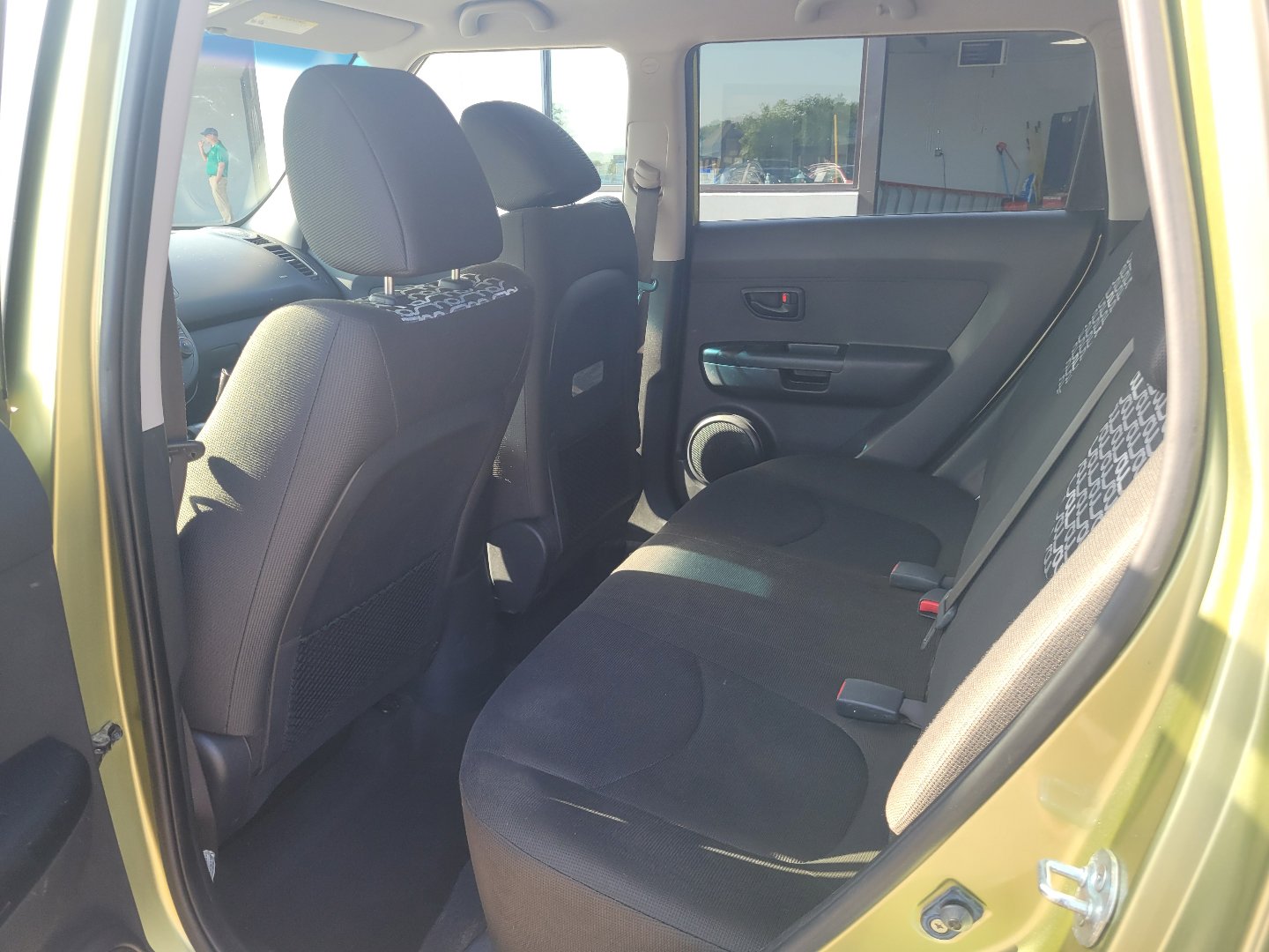 Used 2010 Kia Soul + w/ Audio Pkg FWD image 12