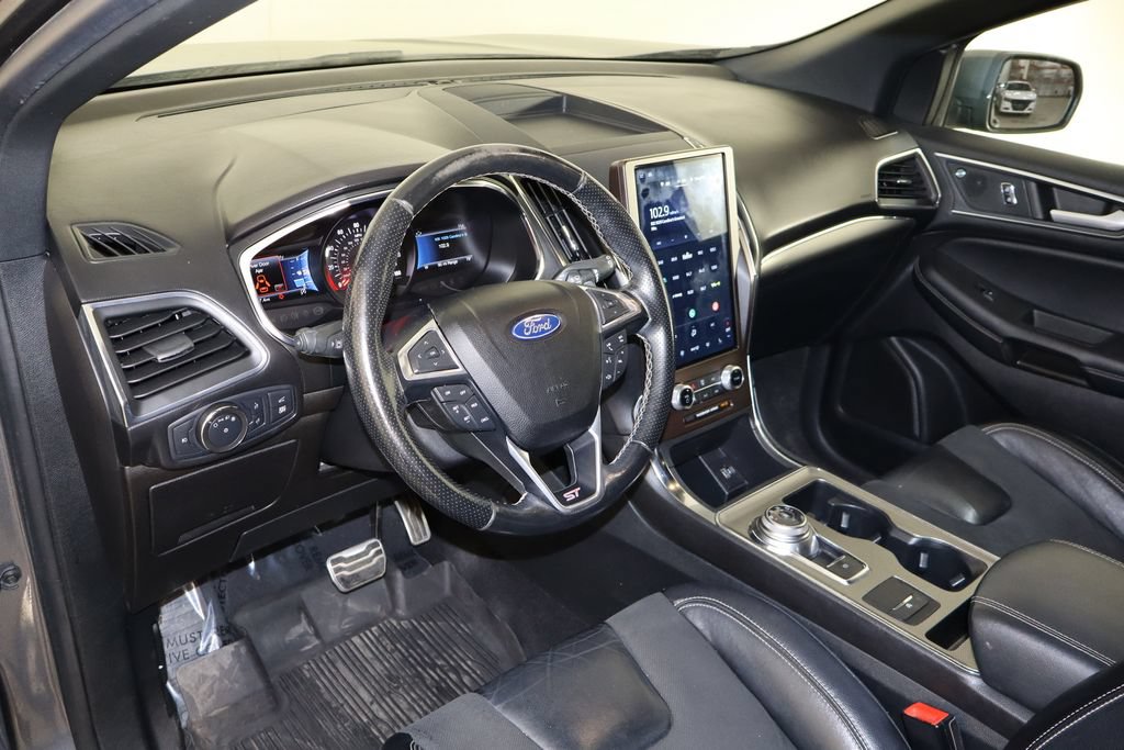 Used 2021 Ford Edge ST AWD/4WD image 25