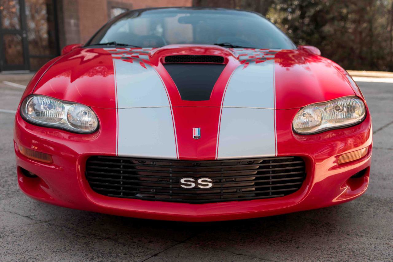 Used 2002 Chevrolet Camaro Z28 w/ SS Performance/Appearance Pkg image 5