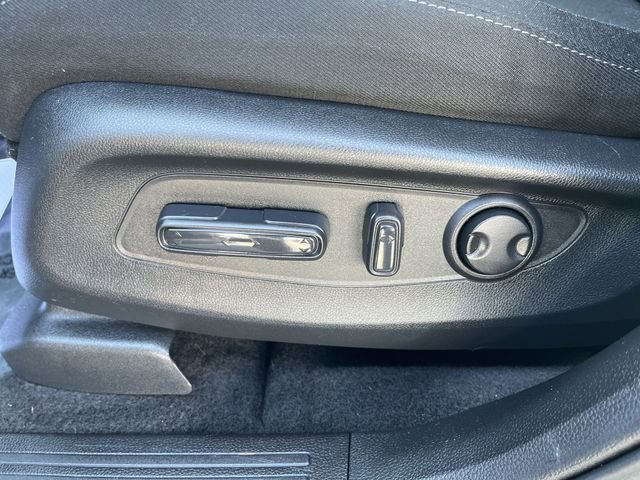 Used 2025 Honda CR-V EX image 16