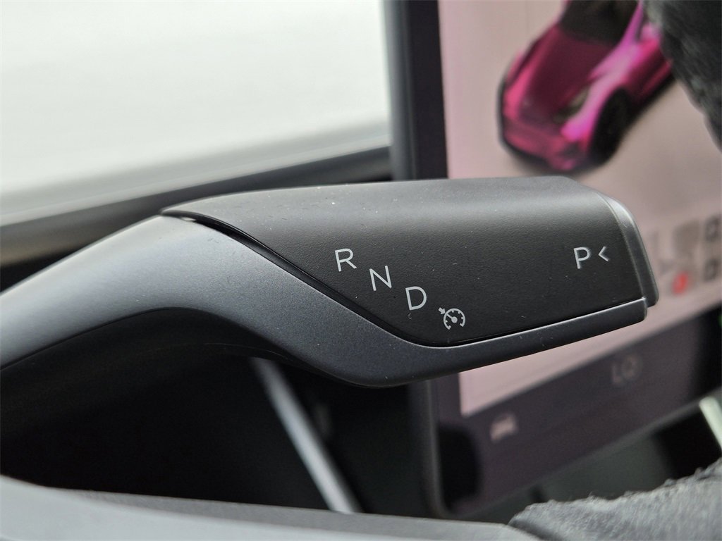 Used 2021 Tesla Model Y 2WD image 23