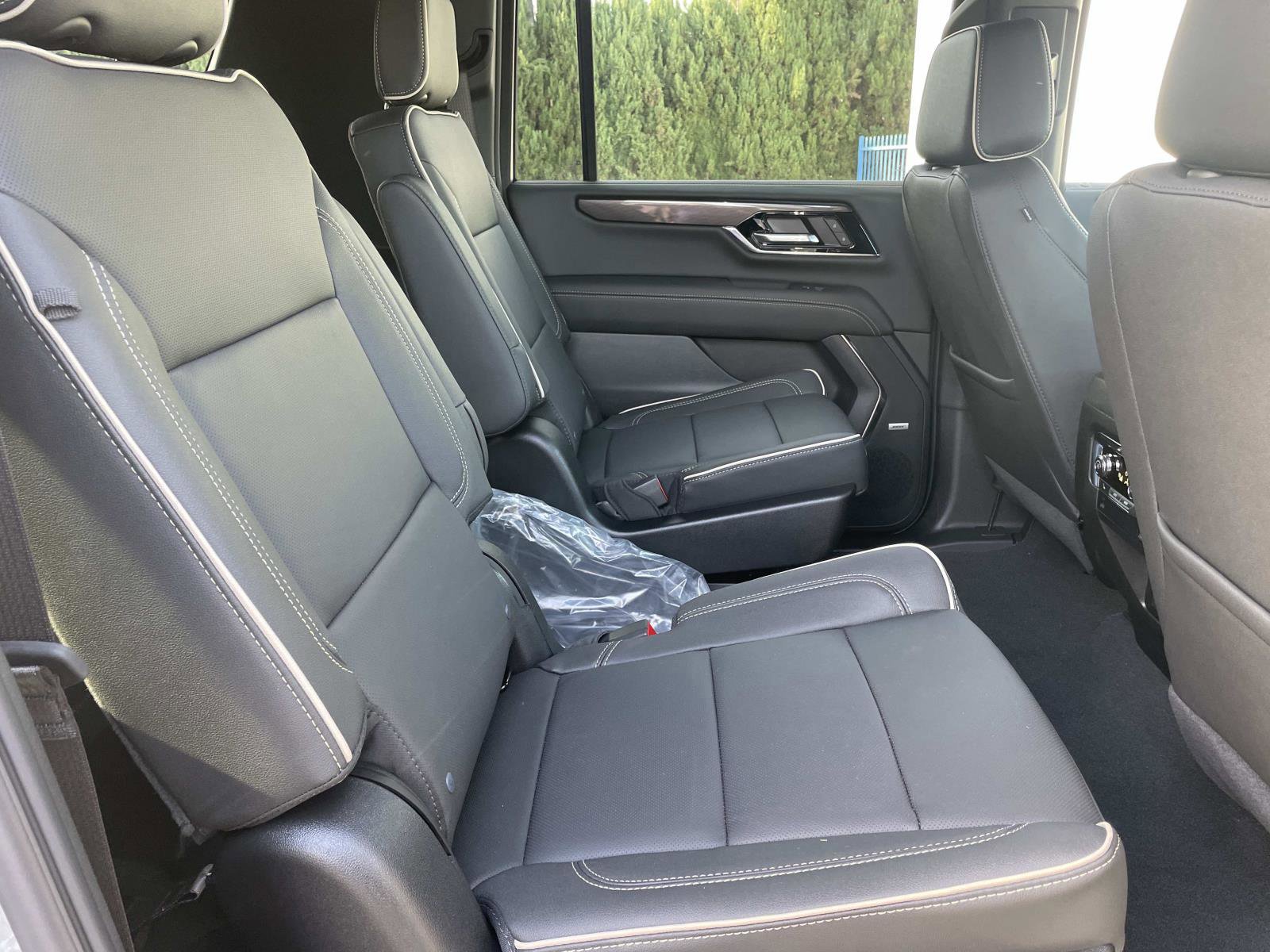 New 2026 GMC Yukon XL Elevation image 26