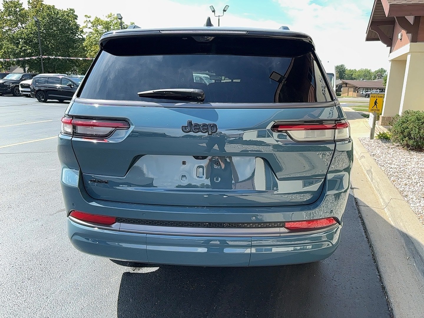 New 2026 Jeep Grand Cherokee L Limited AWD/4WD image 16